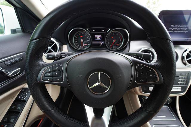 used 2018 Mercedes-Benz GLA 250 car, priced at $17,752
