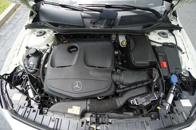 used 2018 Mercedes-Benz GLA 250 car, priced at $17,752