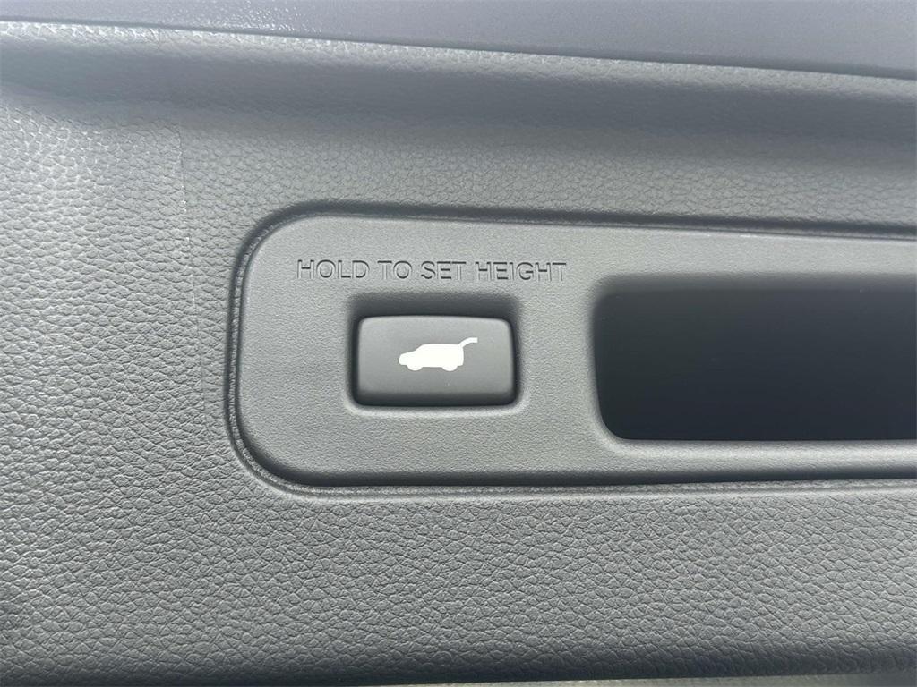 new 2025 Honda Pilot car, priced at $42,703