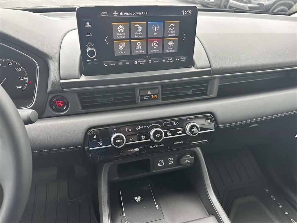 new 2025 Honda Pilot car, priced at $42,703