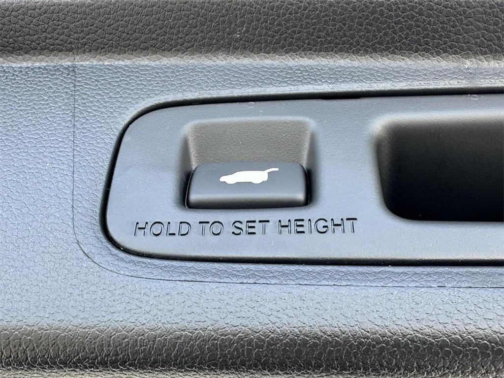 new 2025 Honda CR-V Hybrid car, priced at $39,360