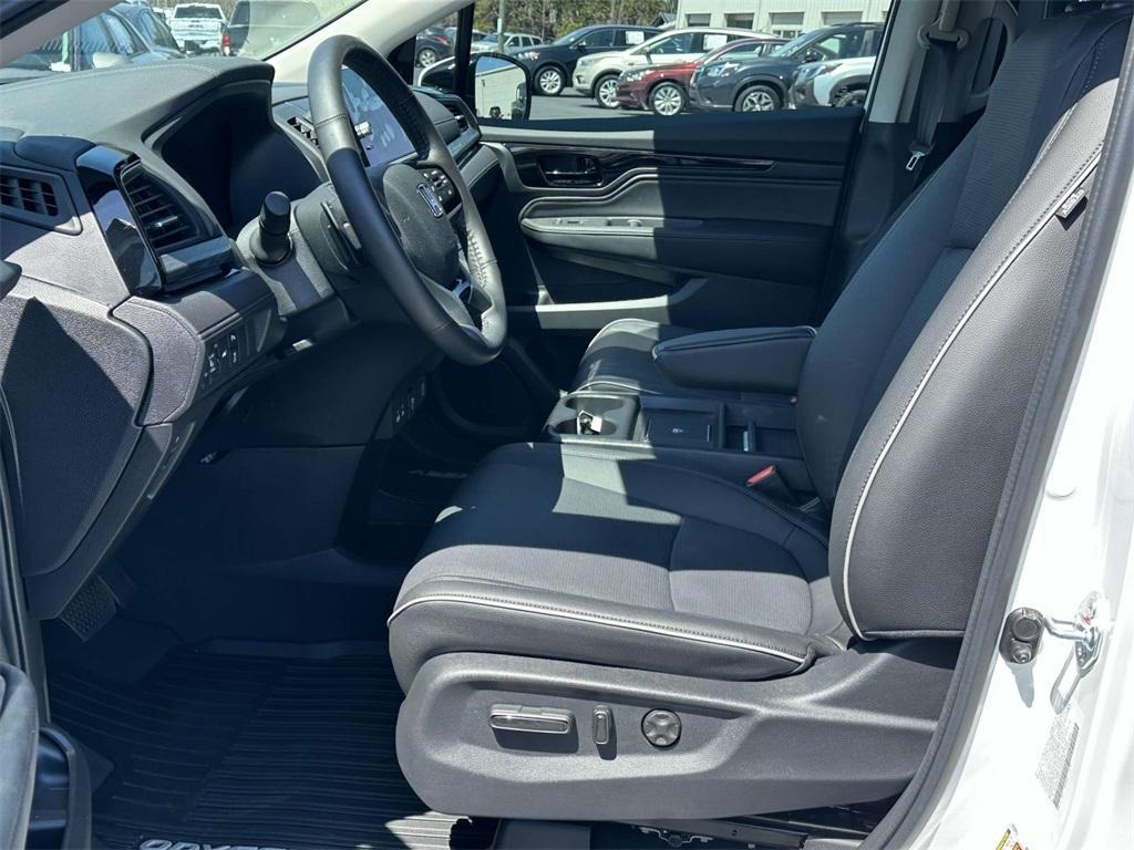 new 2025 Honda Odyssey car, priced at $53,085