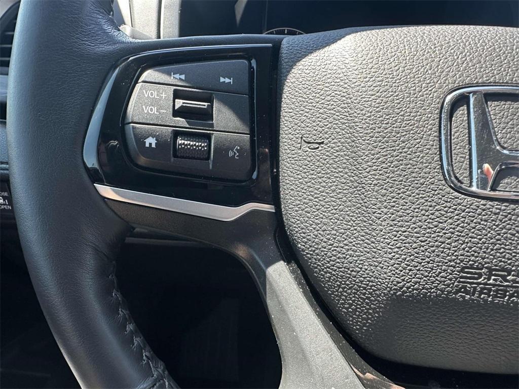 new 2025 Honda Odyssey car, priced at $53,085