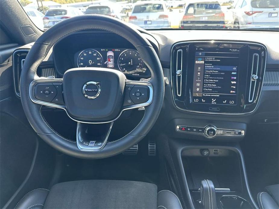 used 2019 Volvo XC40 car, priced at $21,785