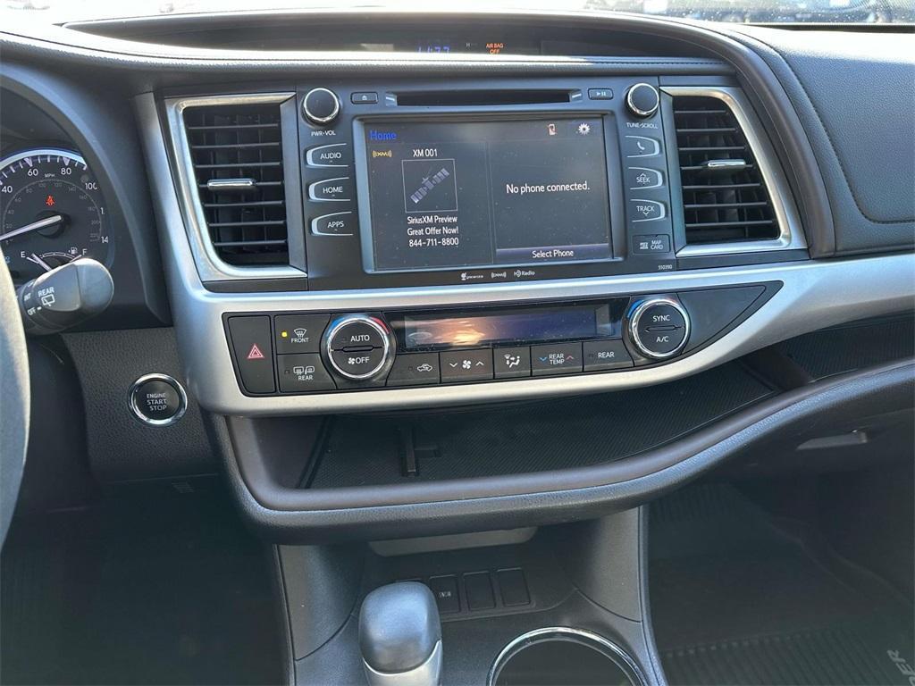 used 2019 Toyota Highlander car, priced at $26,783