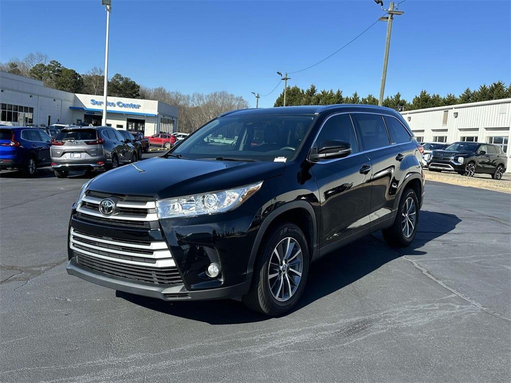 used 2019 Toyota Highlander car, priced at $26,783