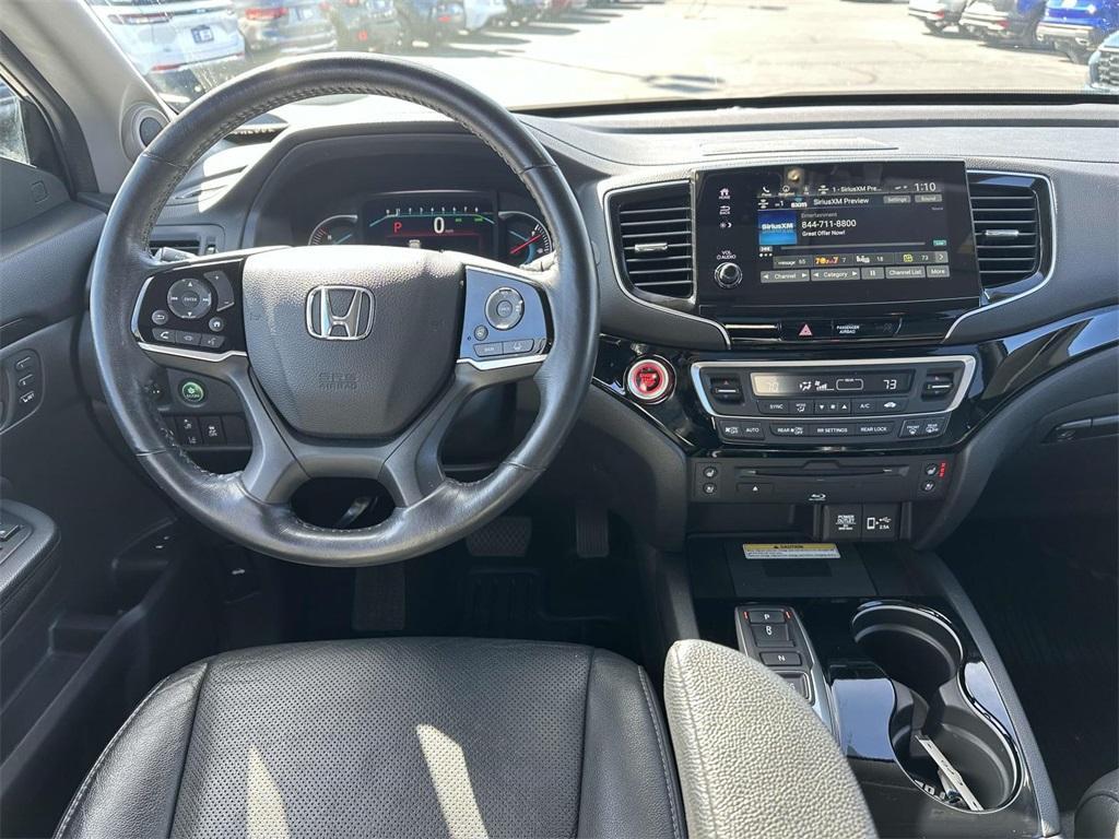 used 2022 Honda Pilot car, priced at $36,981