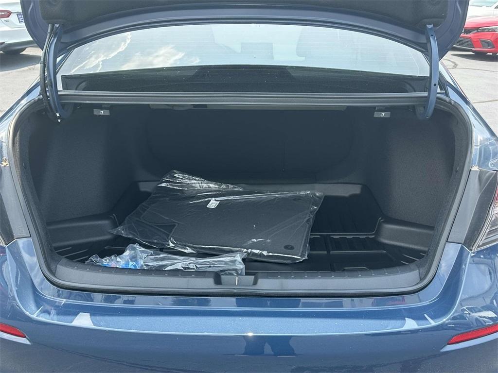 new 2025 Honda Civic Hybrid car, priced at $30,555