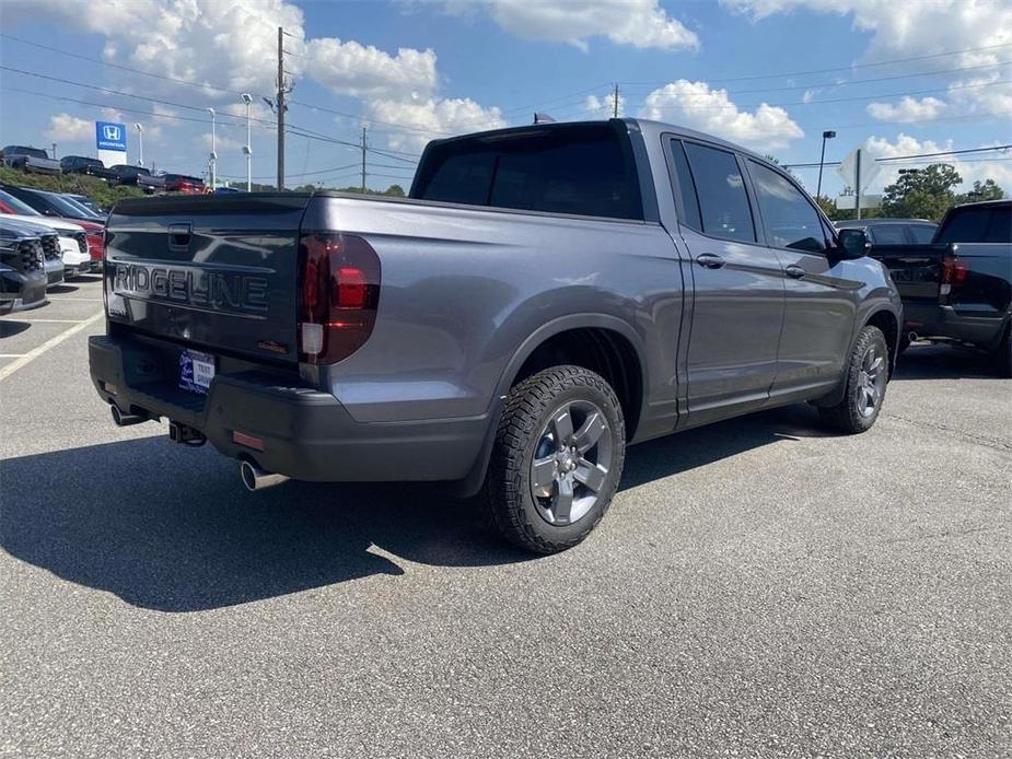 new 2025 Honda Ridgeline car, priced at $45,989