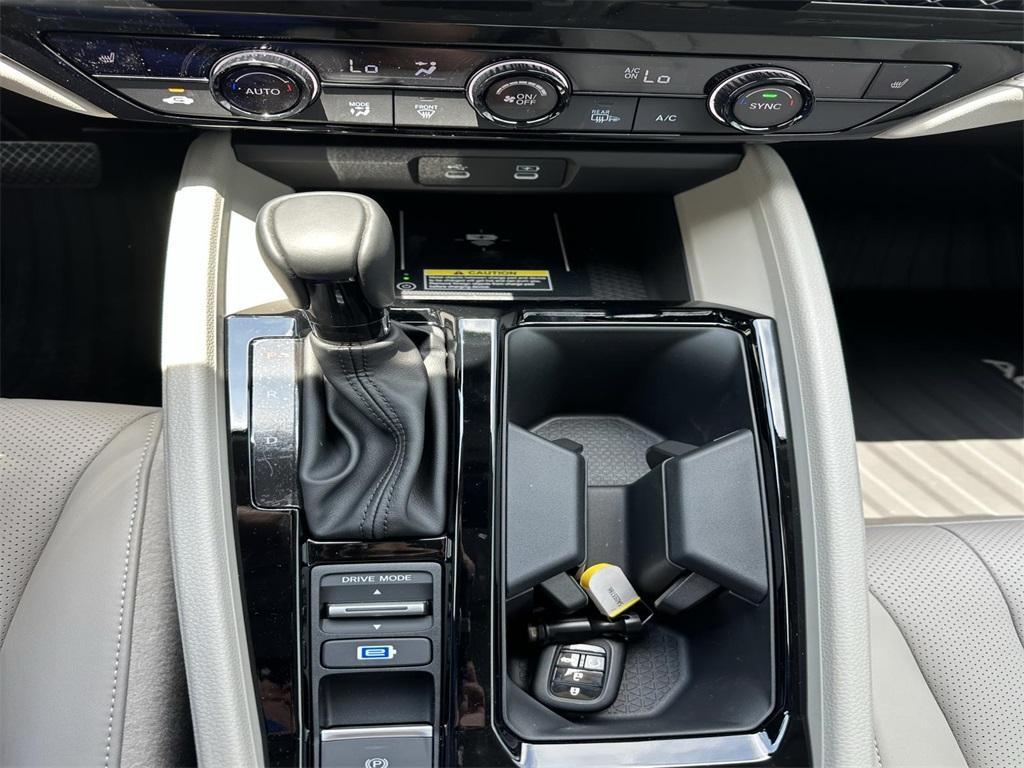 new 2025 Honda Accord Hybrid car, priced at $35,007