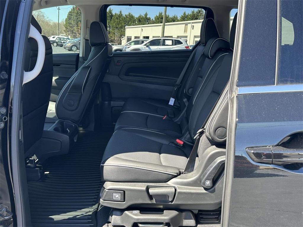 new 2025 Honda Odyssey car, priced at $52,630