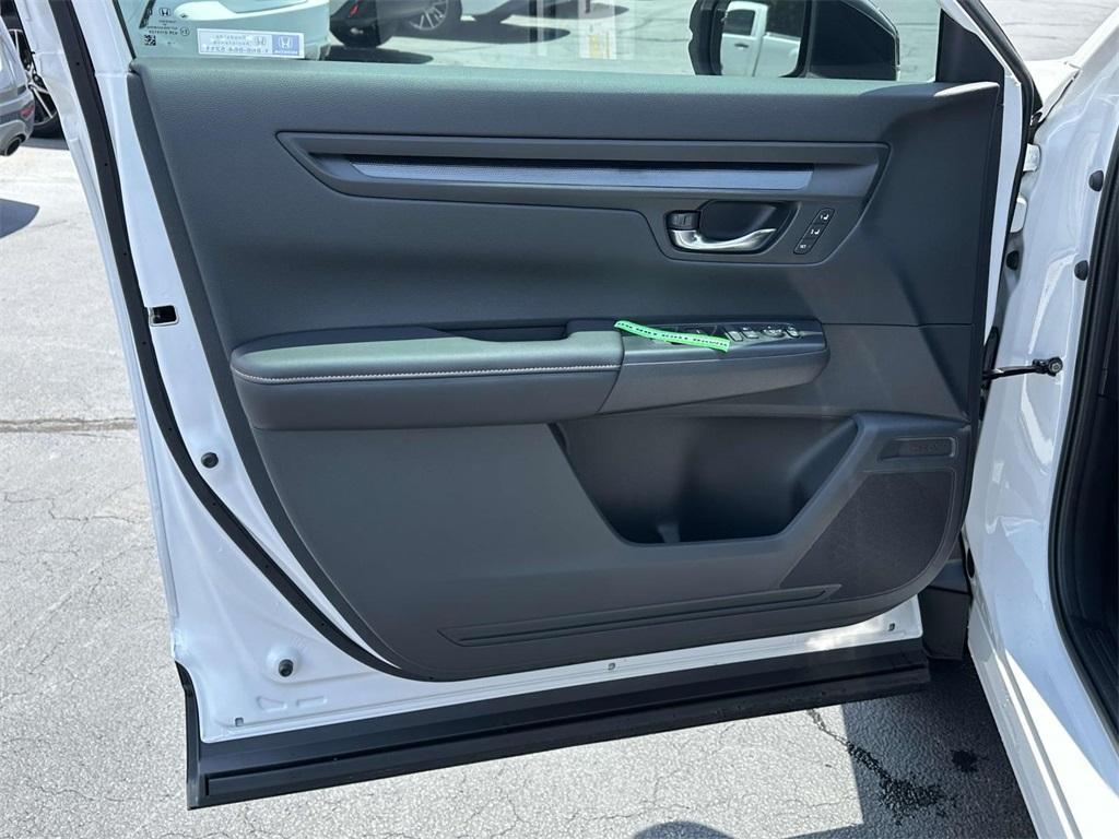 new 2026 Honda CR-V Hybrid car