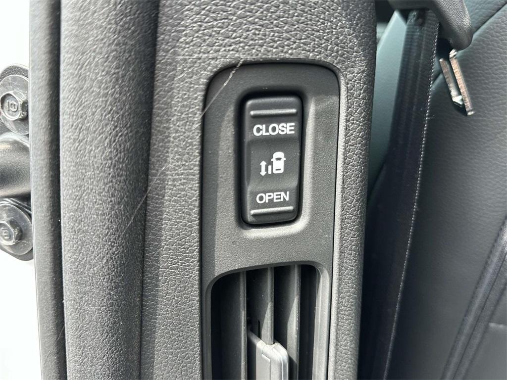 new 2025 Honda Odyssey car, priced at $42,360