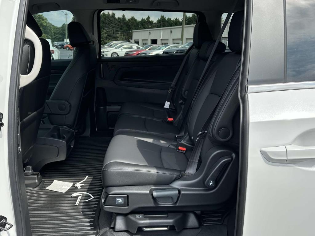 new 2025 Honda Odyssey car, priced at $44,125