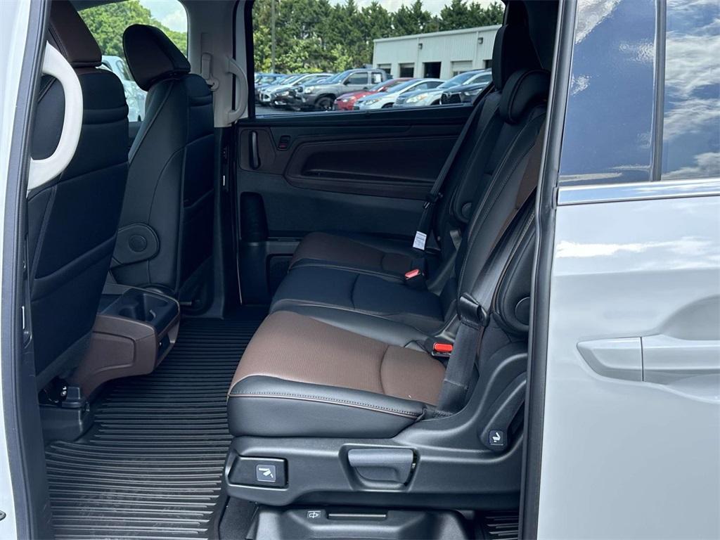 new 2025 Honda Odyssey car, priced at $53,085