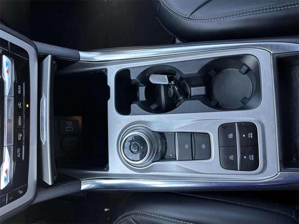 used 2024 Ford Explorer car, priced at $30,983