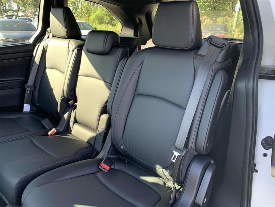 new 2025 Honda Odyssey car, priced at $44,920