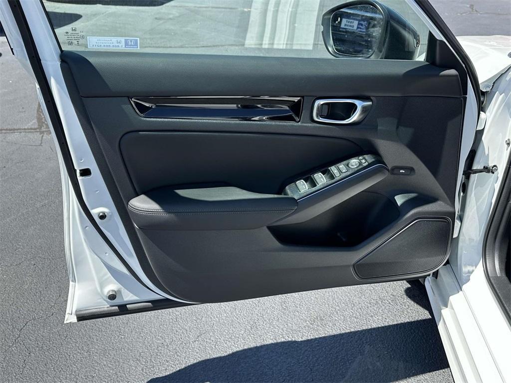 new 2025 Honda Civic Hybrid car, priced at $32,989
