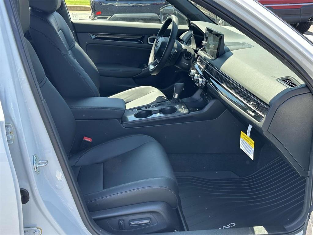 new 2025 Honda Civic Hybrid car, priced at $32,989