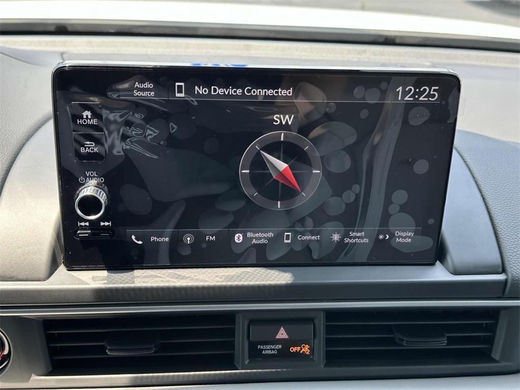 new 2025 Honda Pilot car, priced at $44,043