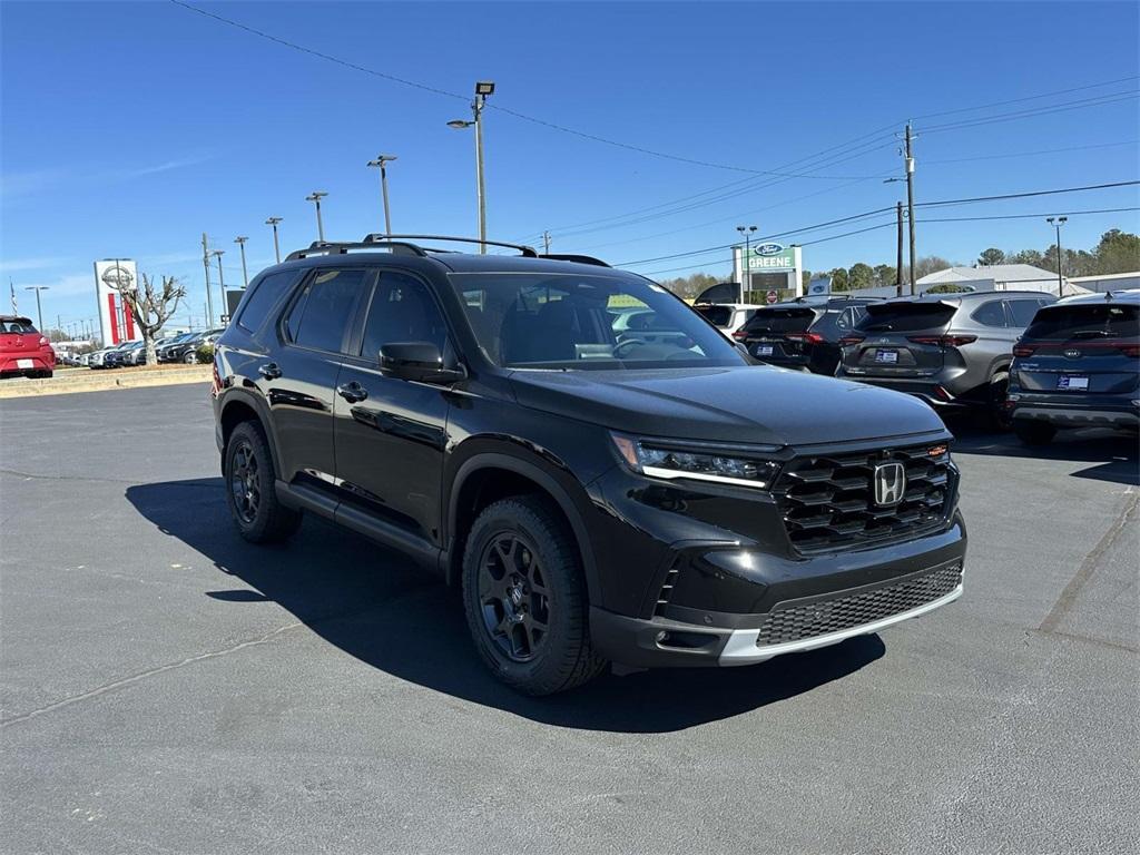 new 2025 Honda Pilot car, priced at $48,308