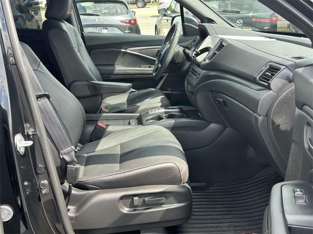 used 2022 Honda Pilot car, priced at $35,482