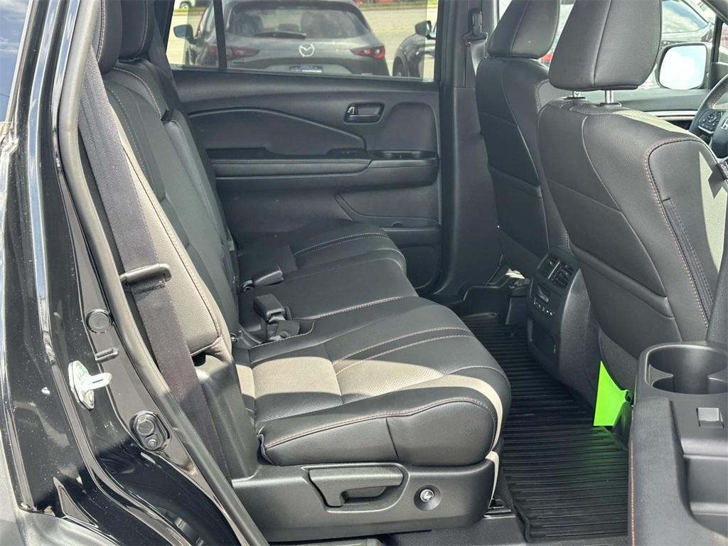 used 2022 Honda Pilot car, priced at $35,482