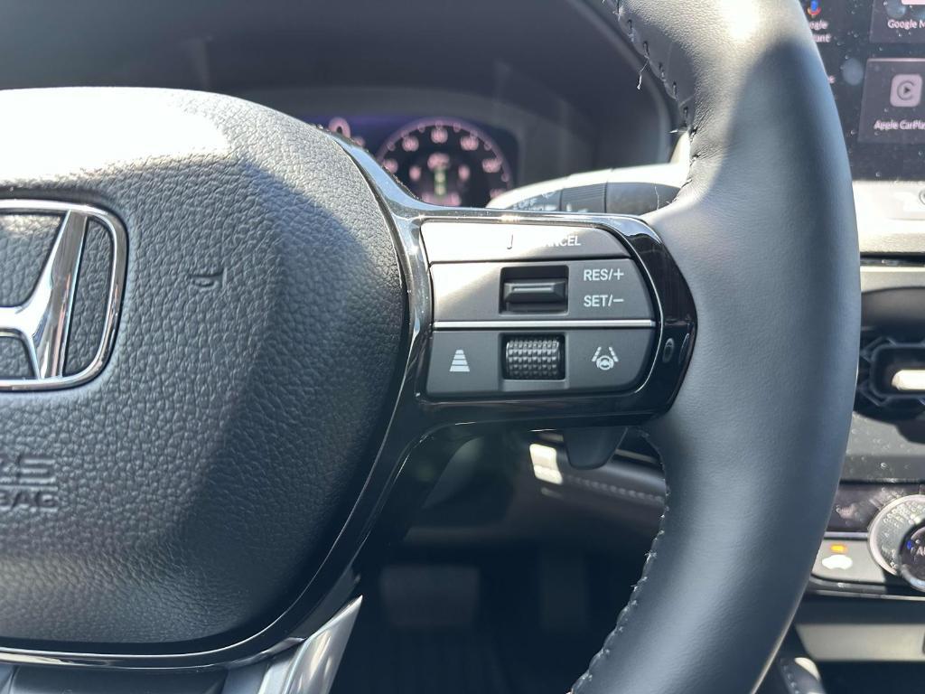 new 2025 Honda Accord Hybrid car, priced at $39,237