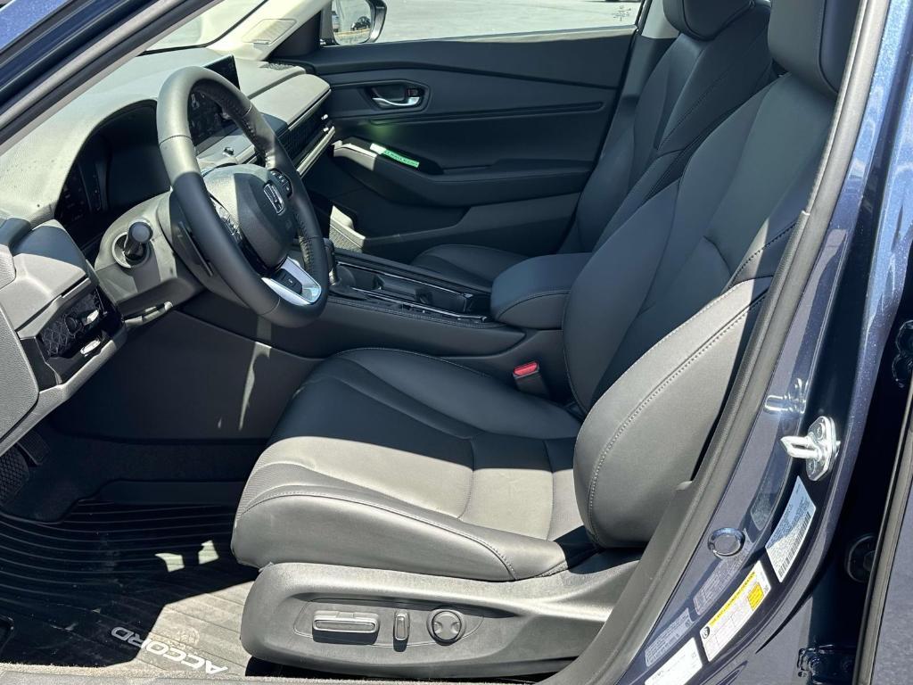 new 2025 Honda Accord Hybrid car, priced at $39,237