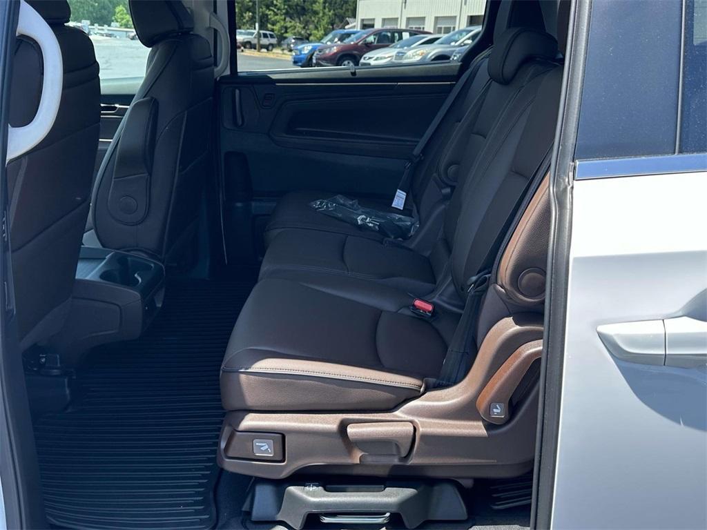 new 2025 Honda Odyssey car, priced at $48,815