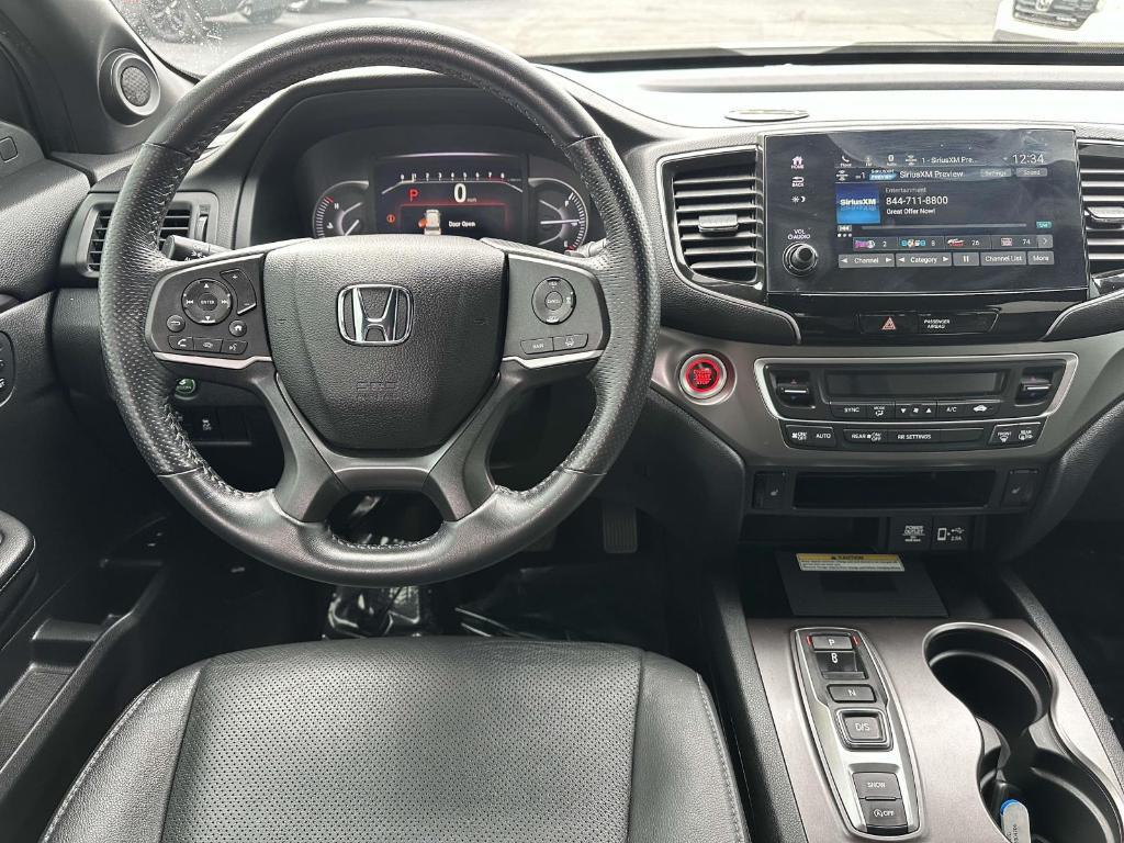 used 2022 Honda Passport car, priced at $27,483