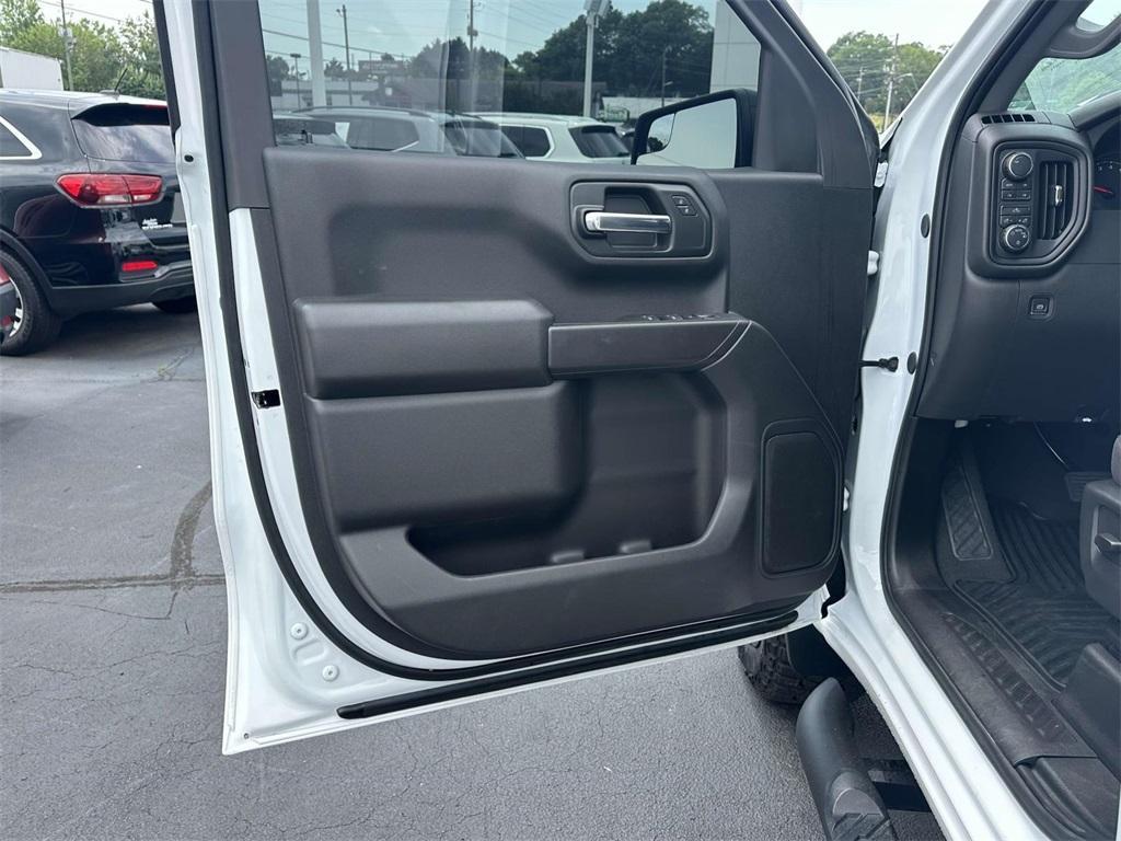 used 2024 Chevrolet Silverado 1500 car, priced at $43,985