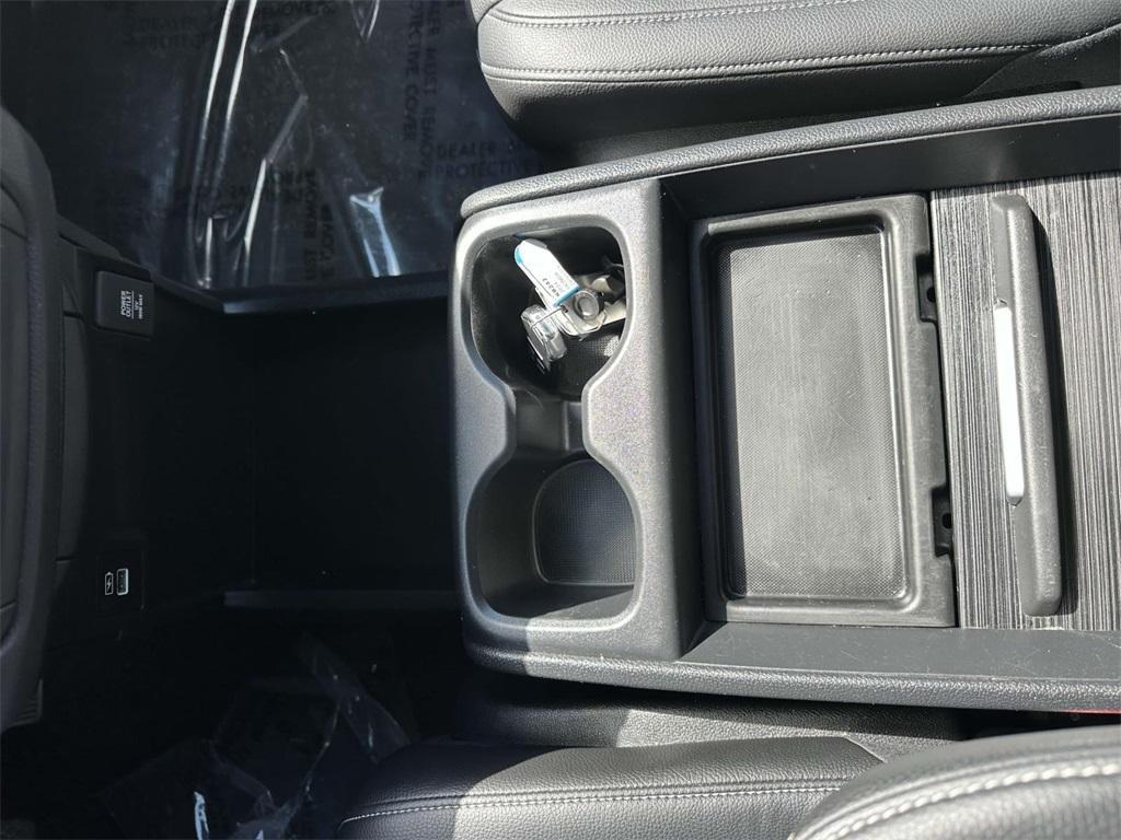 used 2024 Honda Odyssey car, priced at $37,983