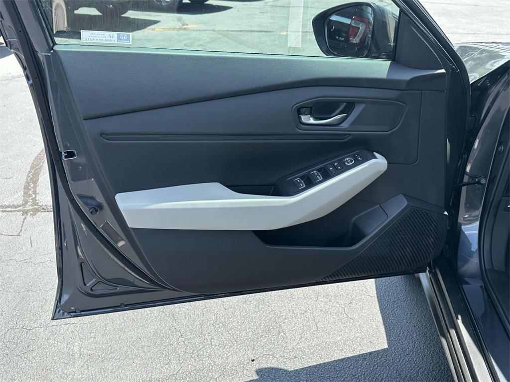 new 2025 Honda Accord car, priced at $30,989