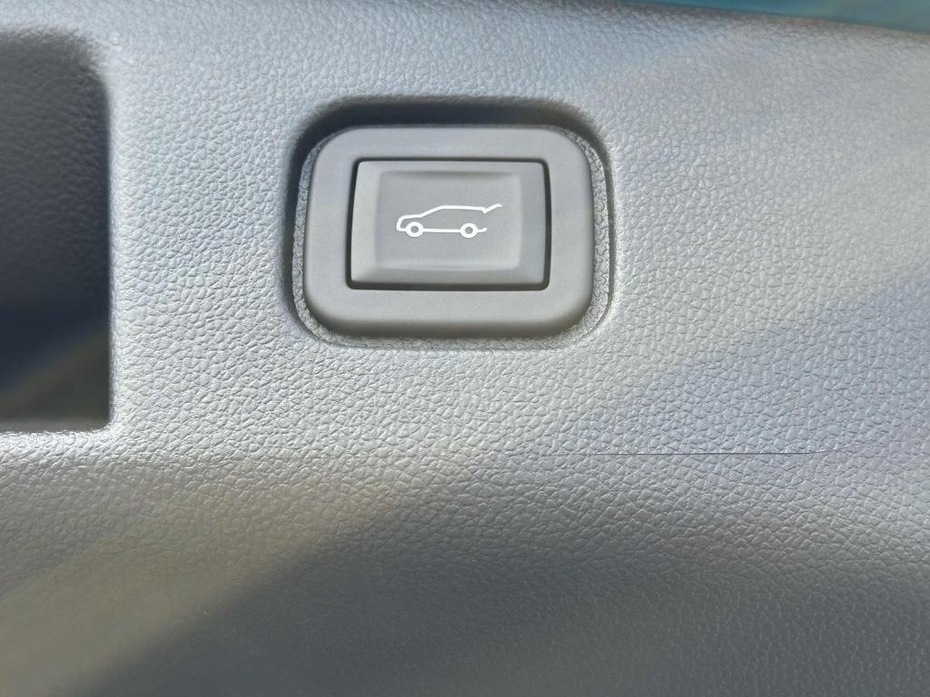 new 2025 Honda Prologue car, priced at $53,605