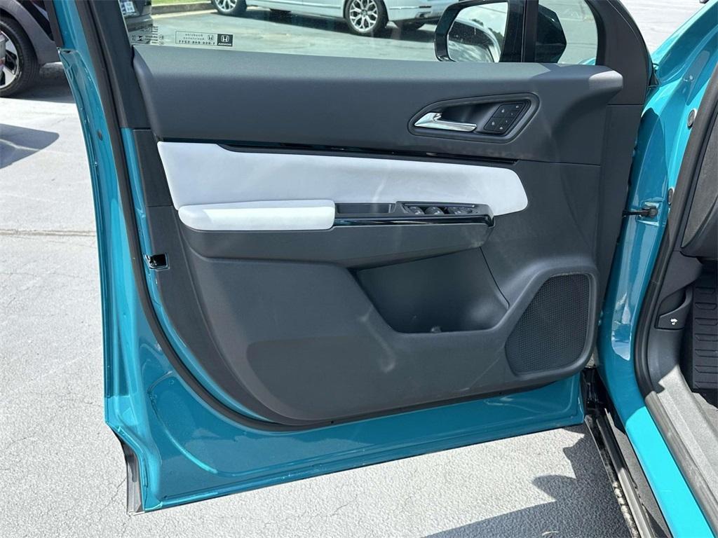 new 2025 Honda Prologue car, priced at $53,605