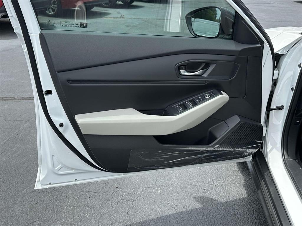 new 2025 Honda Accord car, priced at $30,557
