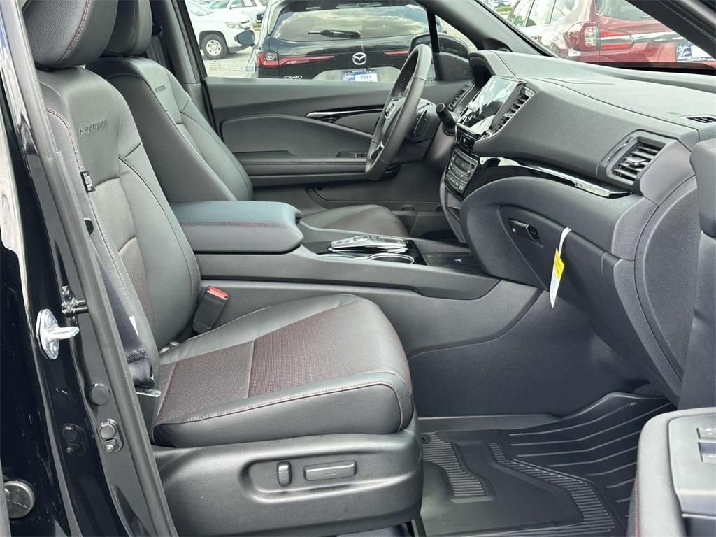 new 2025 Honda Ridgeline car, priced at $48,200