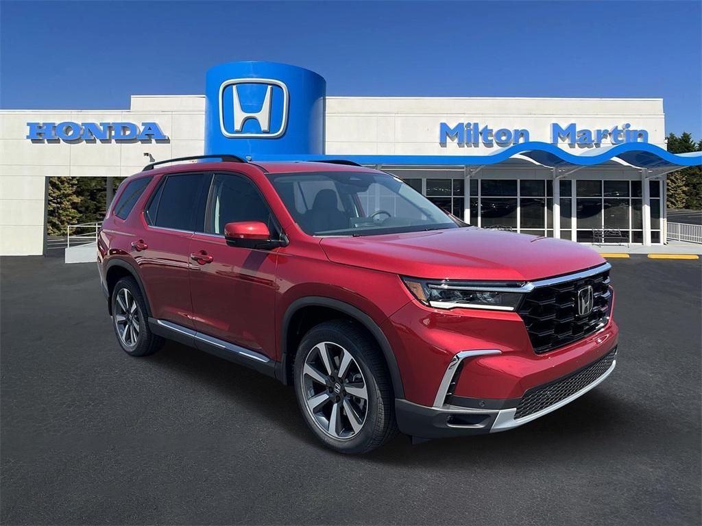 new 2025 Honda Pilot car, priced at $49,445