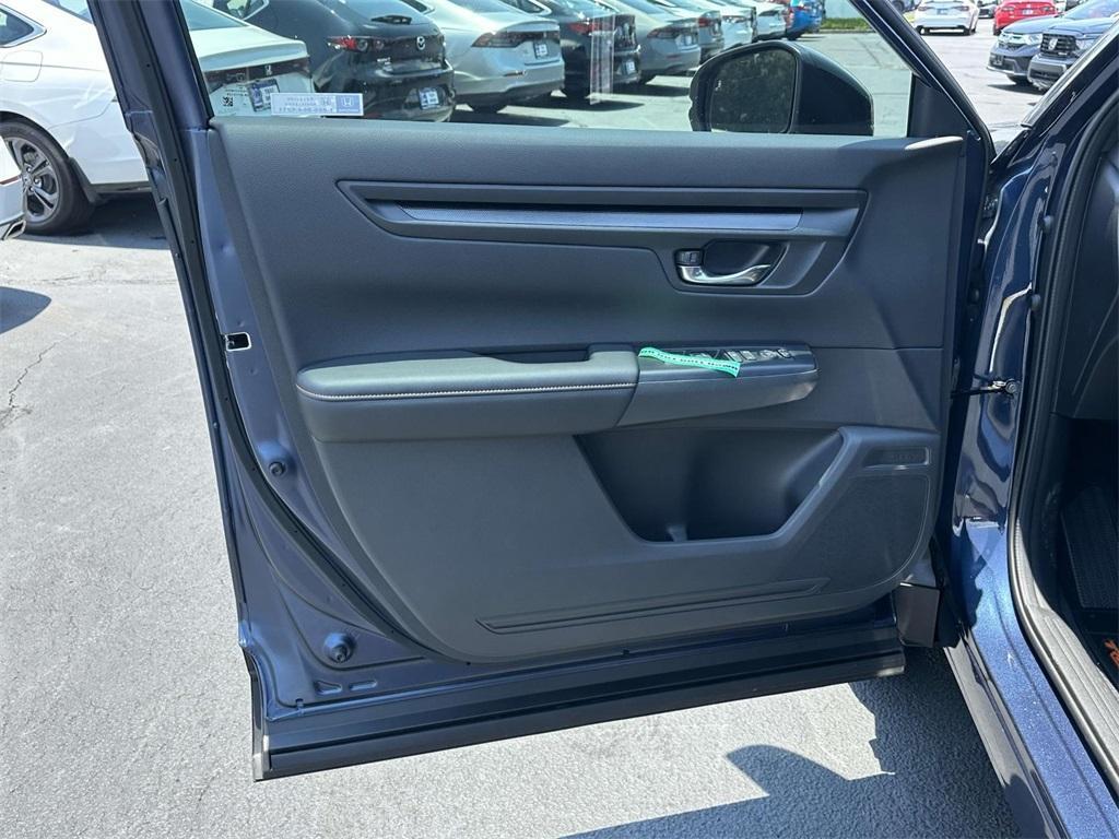 new 2026 Honda CR-V Hybrid car