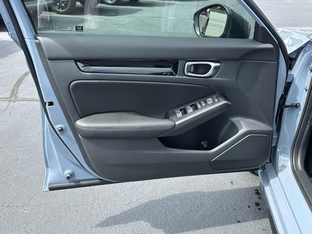 new 2025 Honda Civic Hybrid car, priced at $33,989