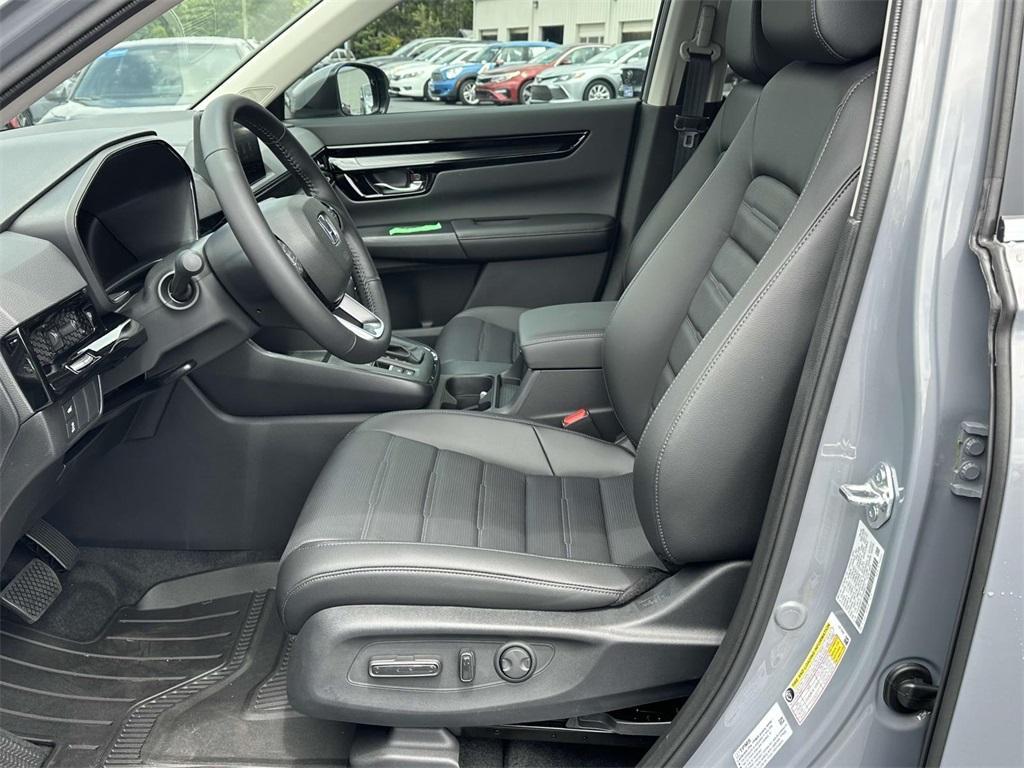 new 2025 Honda CR-V car, priced at $37,200