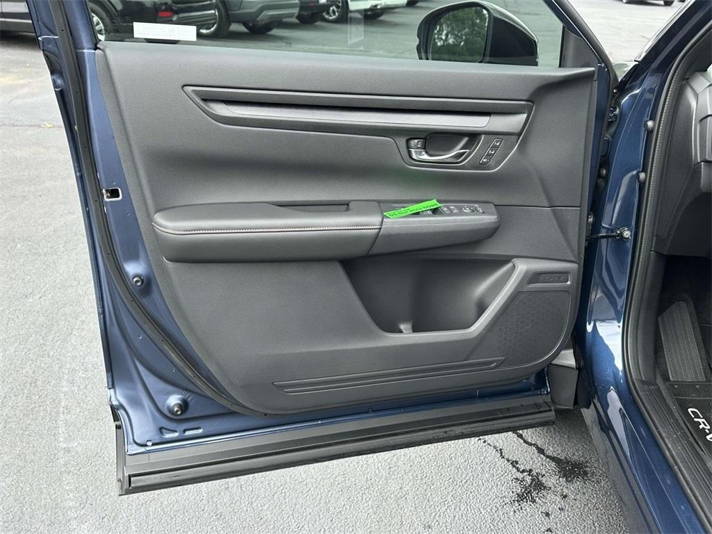 new 2025 Honda CR-V Hybrid car, priced at $37,874