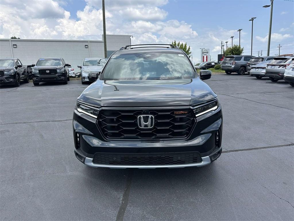new 2025 Honda Pilot car, priced at $48,308