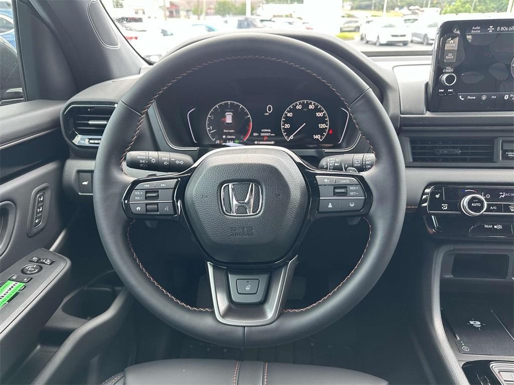 new 2025 Honda Pilot car, priced at $48,308