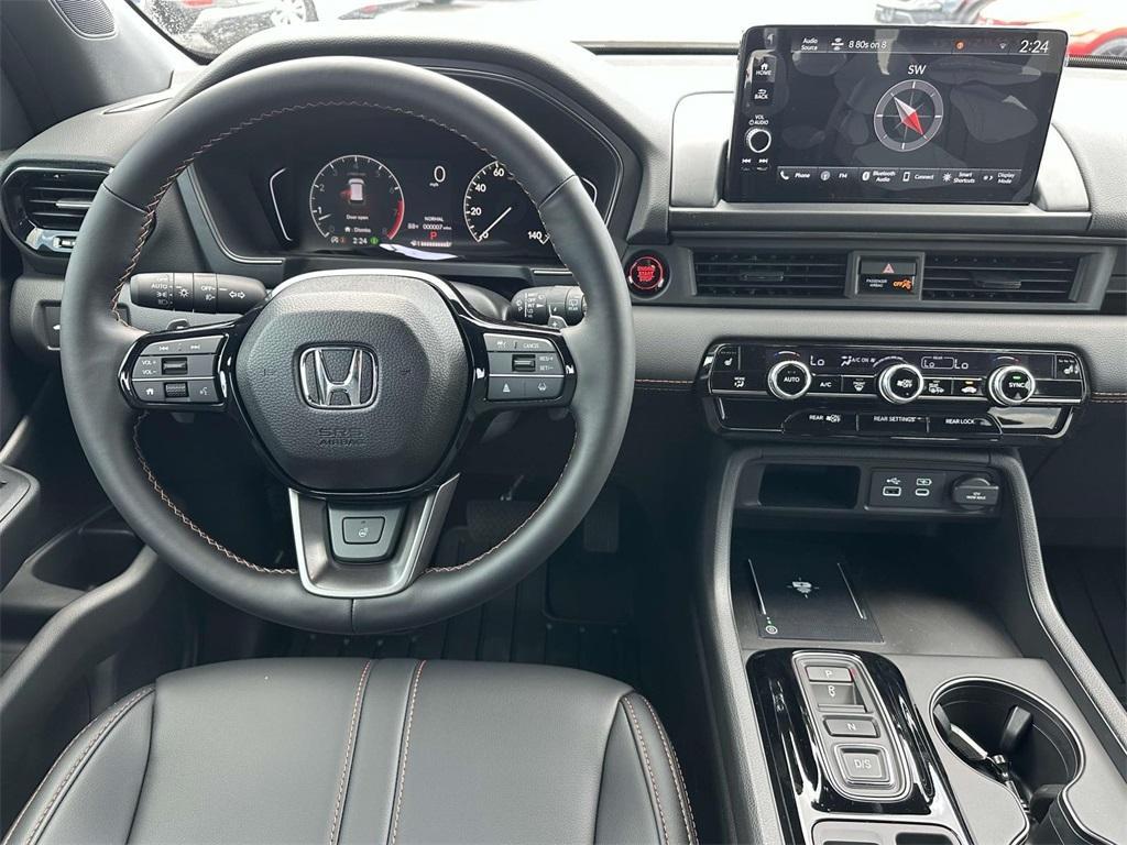 new 2025 Honda Pilot car, priced at $48,308
