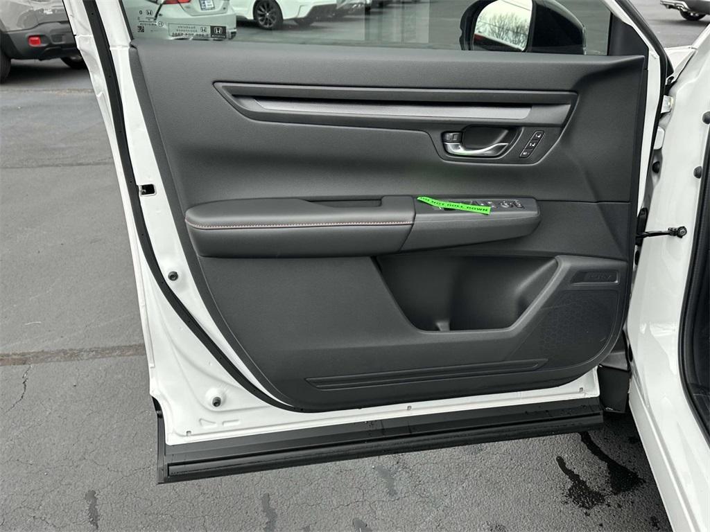 new 2025 Honda CR-V Hybrid car, priced at $37,525