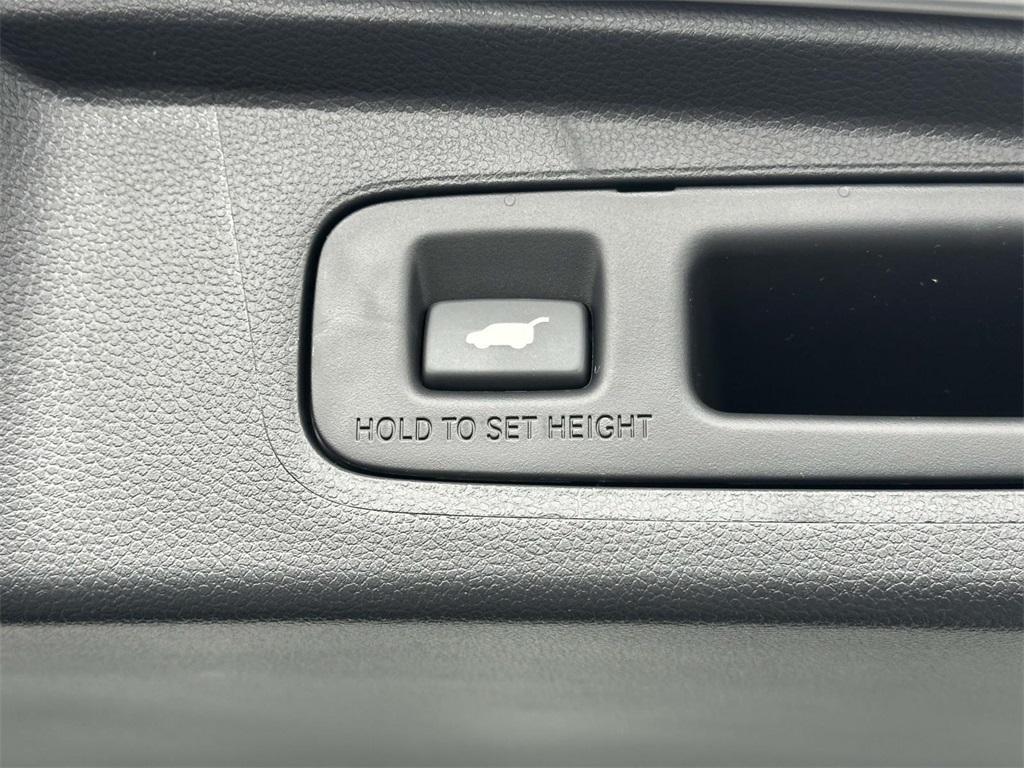 new 2025 Honda CR-V Hybrid car, priced at $37,525
