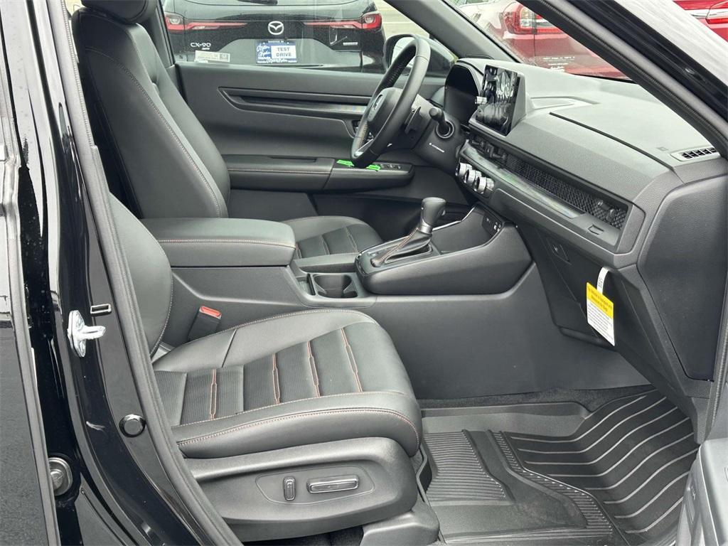 new 2025 Honda CR-V Hybrid car, priced at $37,874