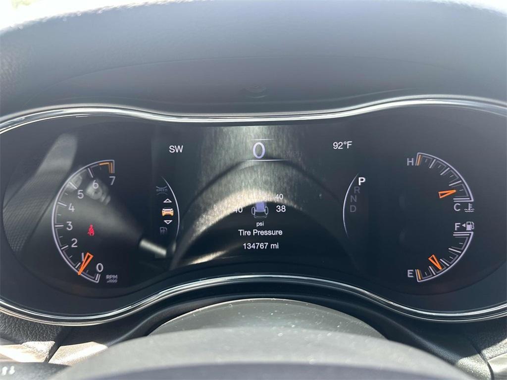 used 2020 Jeep Grand Cherokee car, priced at $16,782
